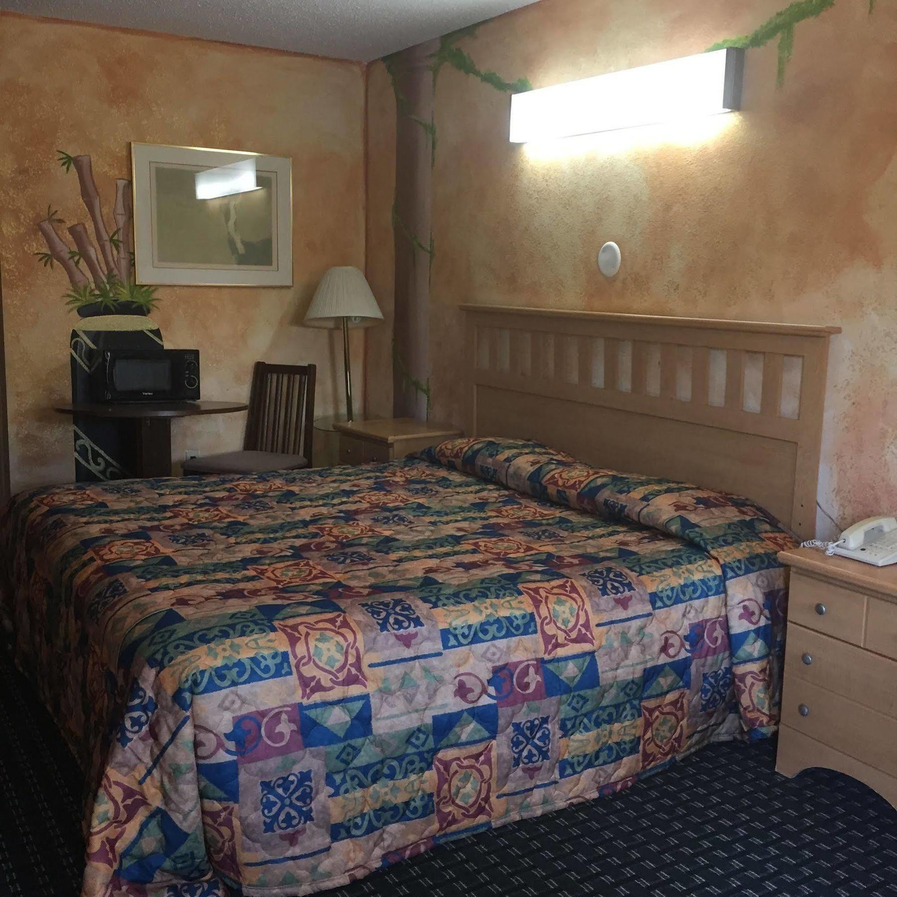 Guest Inn And Suites Houston Zewnętrze zdjęcie