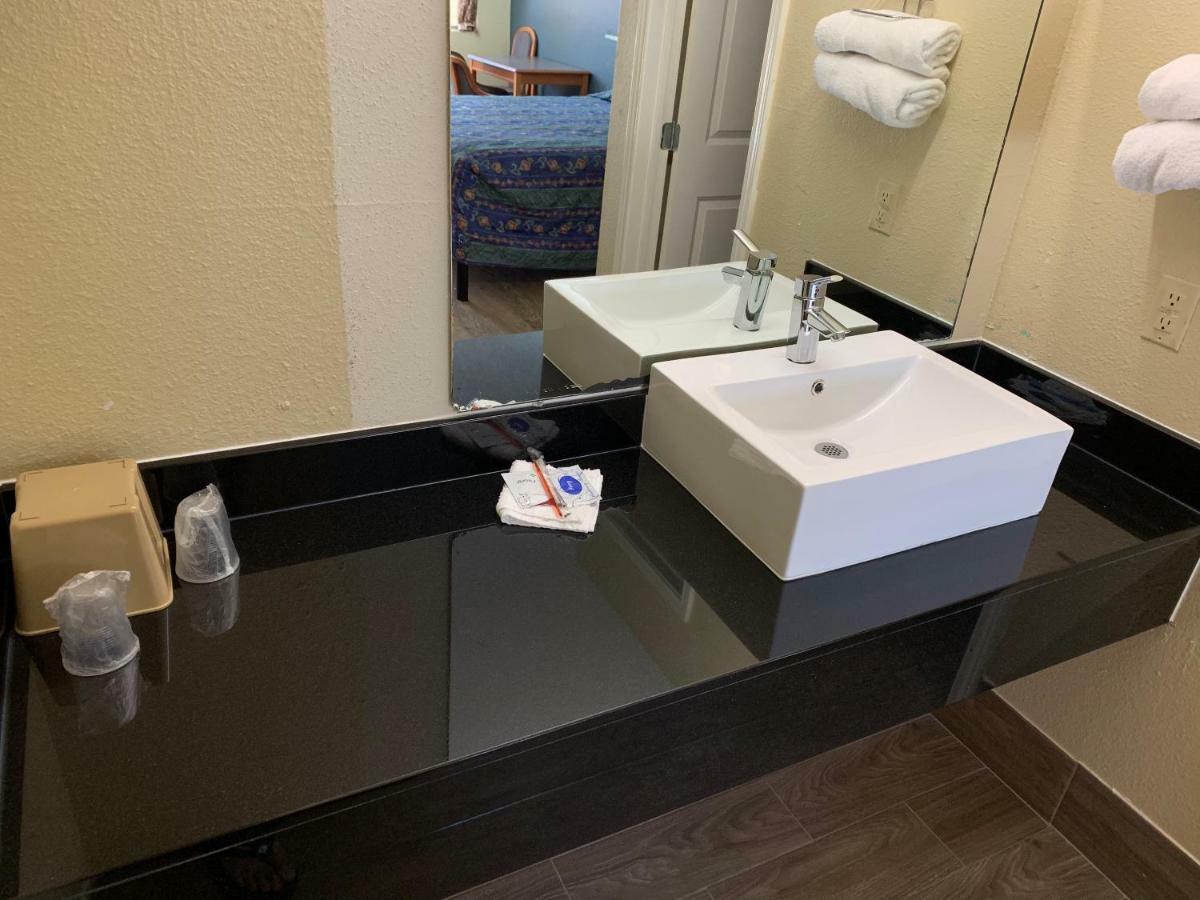 Guest Inn And Suites Houston Pokój zdjęcie